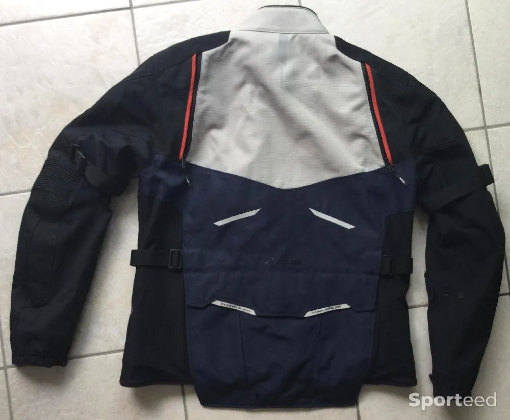 Blouson Moto IXON xl neuf Ajouté le : 26/06/2023