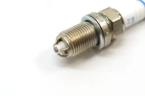Bougie d'Allumage BOSCH 99917020791 pour Porsche 996, 986 Boxster, 955 Cayenne
