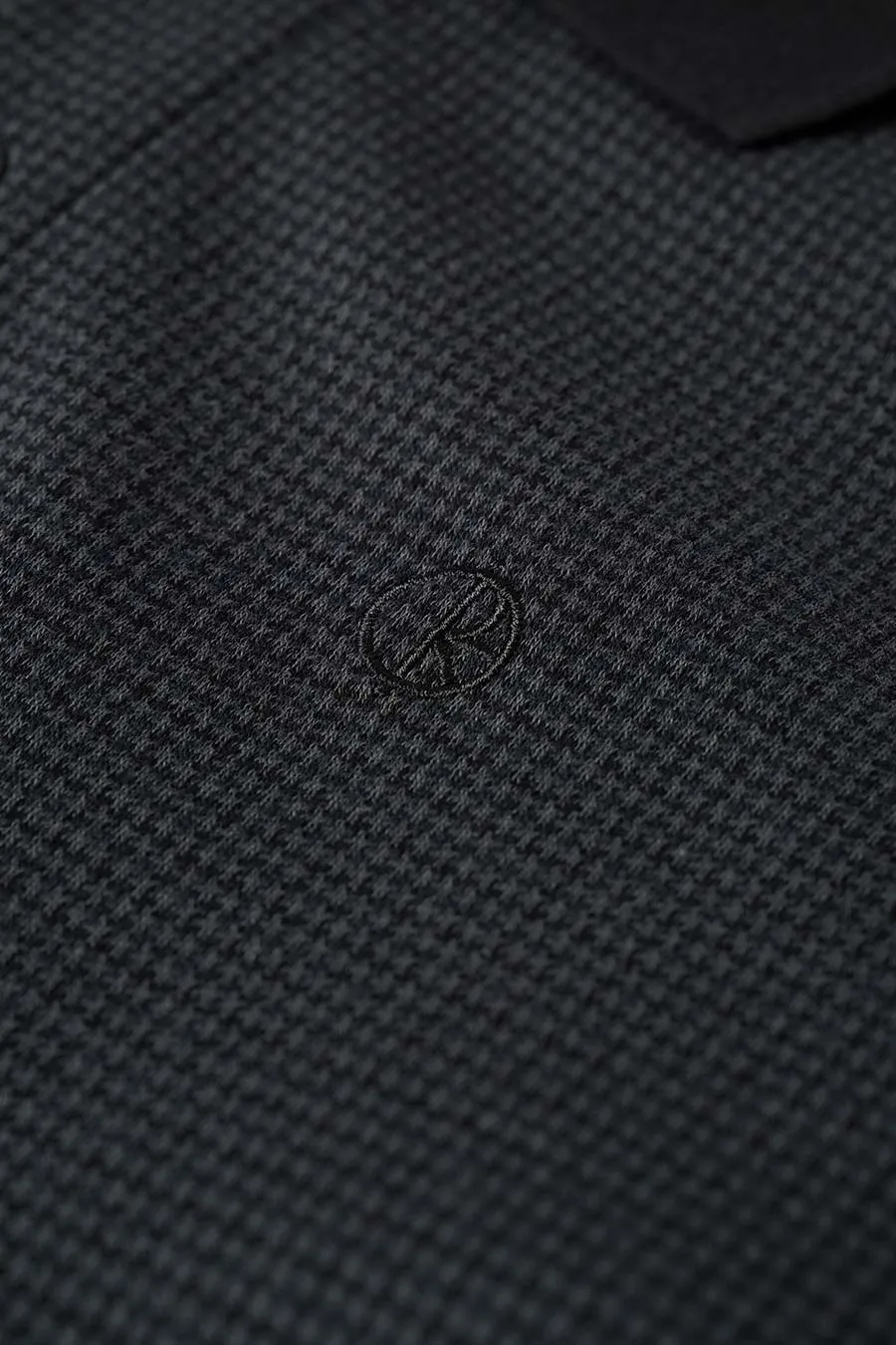 POLO MANCHES LONGUES HOUNDSTOOTH NOIR ET GRIS
