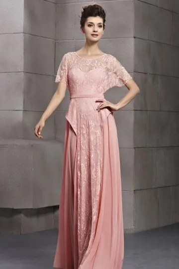 Robe de fiançailles rose vintage appliquée dentelle ajourée à mancheron