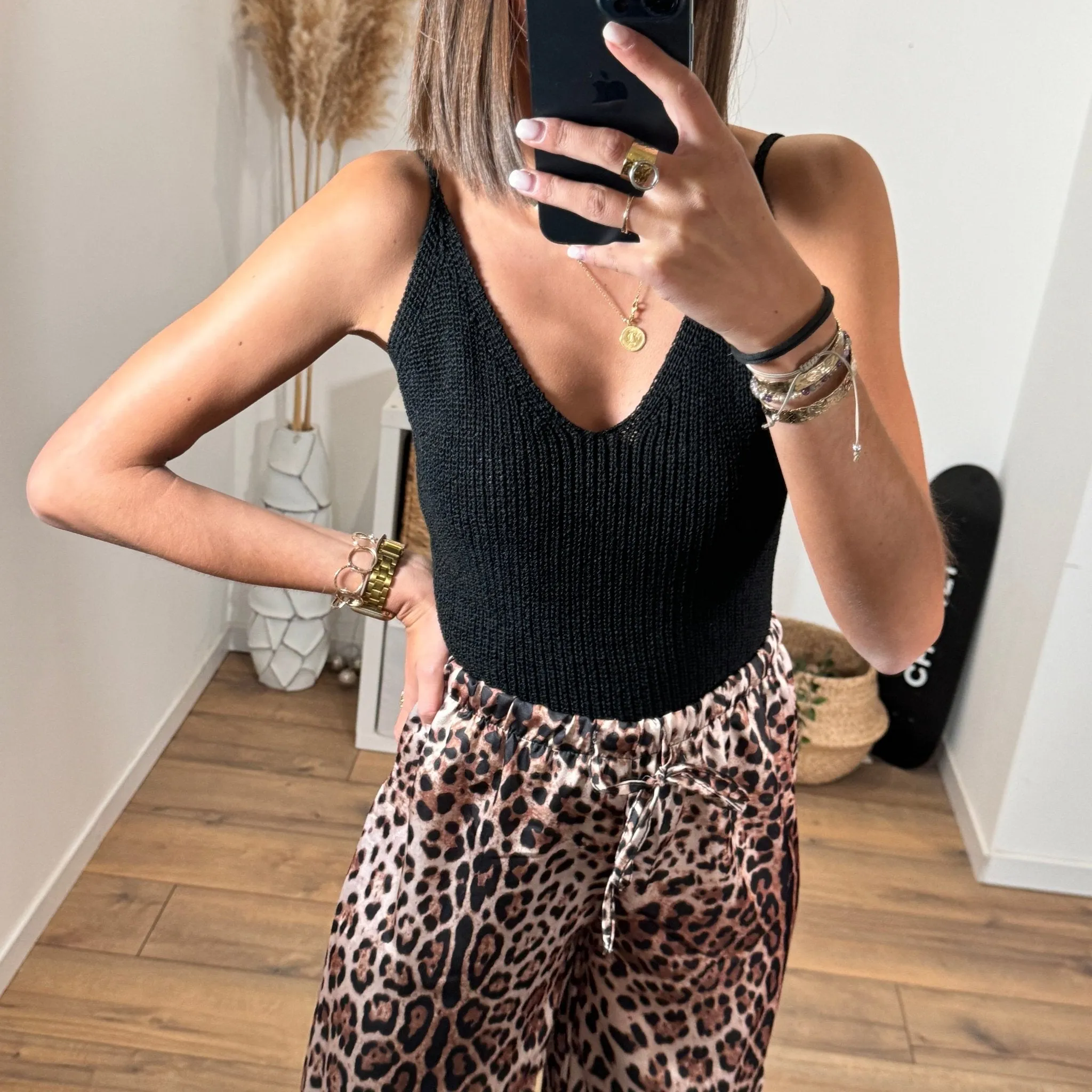 TOP EN MAILLE NOIR SIRUS